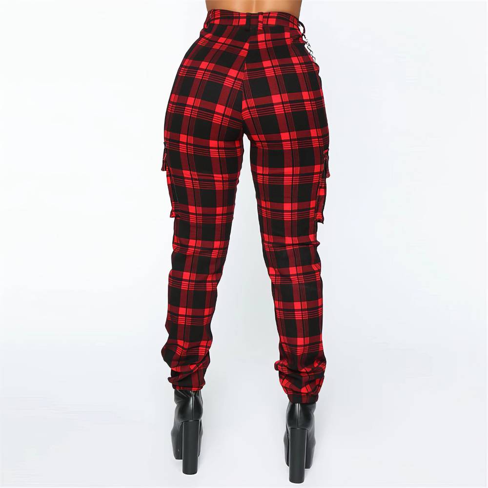 Pantalon écossais streetwear femme rouge et noir vue de dos avec motif tartan et poches latérales